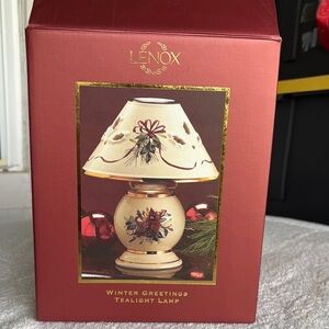 Lenox Holiday Cream Tealight Lamp